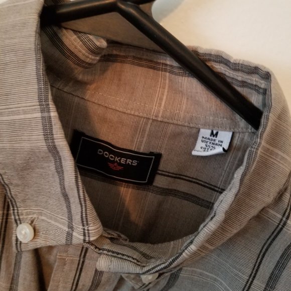 Dockers Mens button front shirt MEDIUM - Picture 2 of 3
